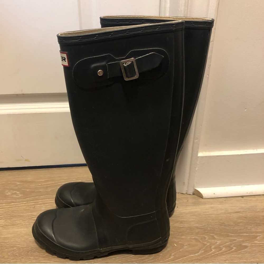 Hunter ladies rain boots size 6